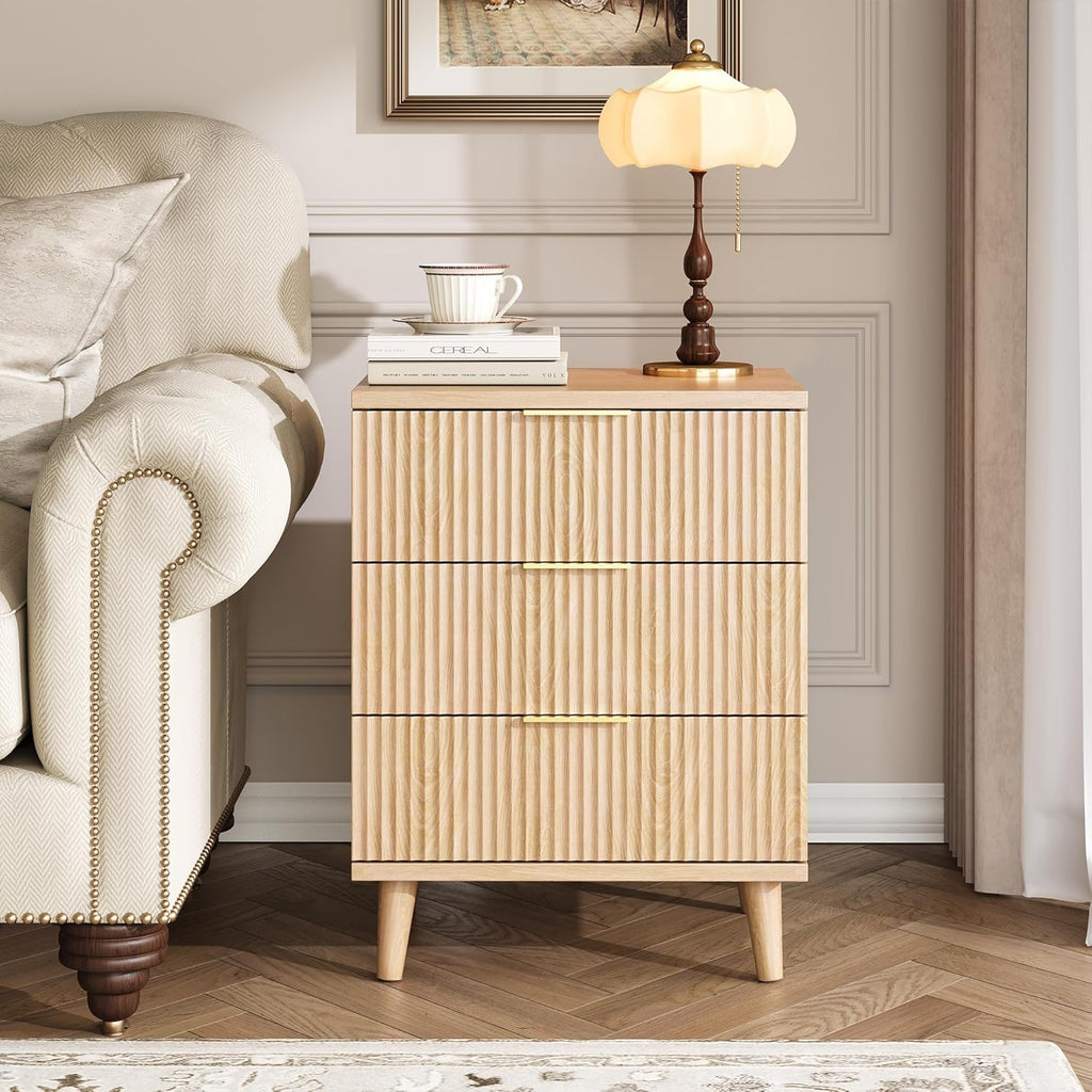 Miucore Fluted nightstands Set of 2, 20 inch Modern Nightstand with Charging Station Wood Bedside End Table with 3 Large Storage Drawers, Tall Side Table for Bedroom Sofa Office Oak Natural