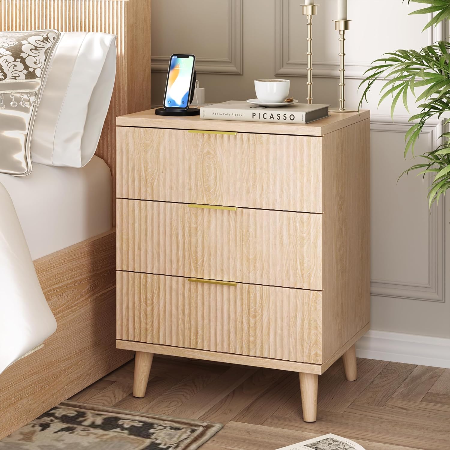 Miucore Fluted nightstands Set of 2, 20 inch Modern Nightstand with Charging Station Wood Bedside End Table with 3 Large Storage Drawers, Tall Side Table for Bedroom Sofa Office Oak Natural